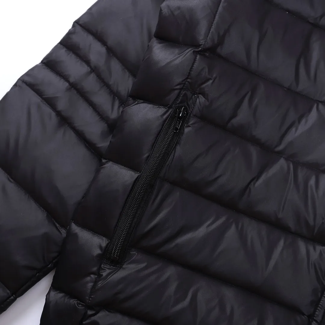F CANADA GOOSE ： ： ， ， ， ， ， ， 。 ， Breathable Power Stretch® ， ， Goose I.D. 2 ： ， ，